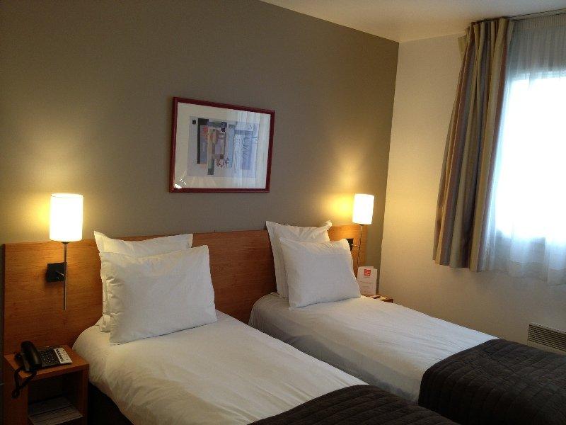 Sejours & Affaires Creteil Le Magistere Aparthotel Exterior foto